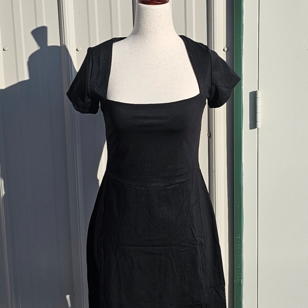 Elegant Black Dress